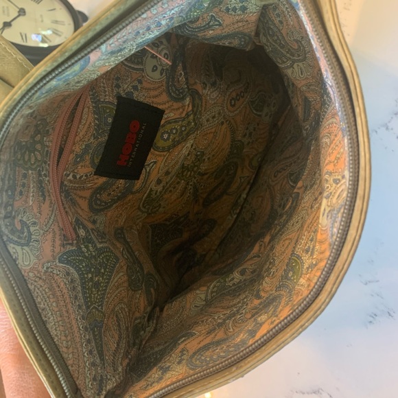 HOBO CLUTCH - Picture 6 of 15